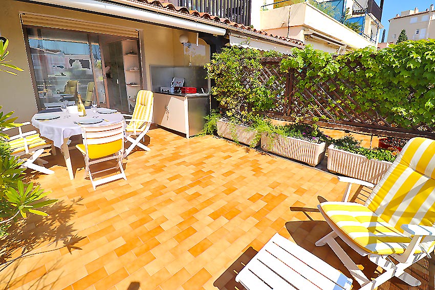 727a a vendre PORT GRIMAUD