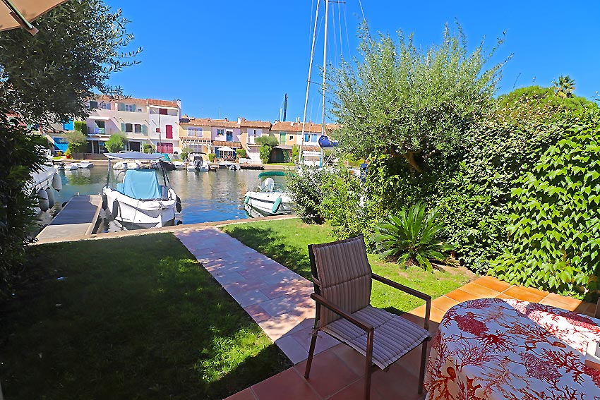 738a a vendre PORT GRIMAUD